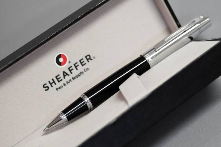 9314 Sheaffer rollerball pen collection 300, black, chrome finish