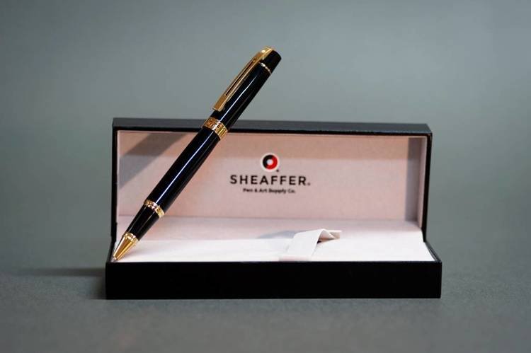 9325 Sheaffer rollerball pen collection 300, black, gold trim